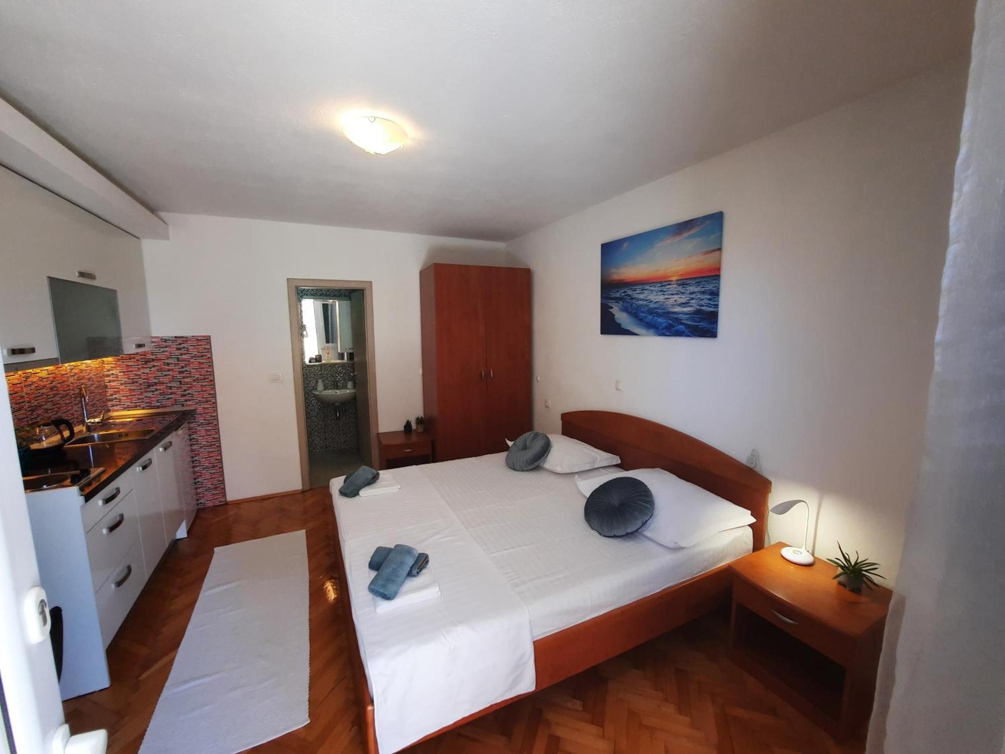 Apartments Ivan Makarska Esterno foto